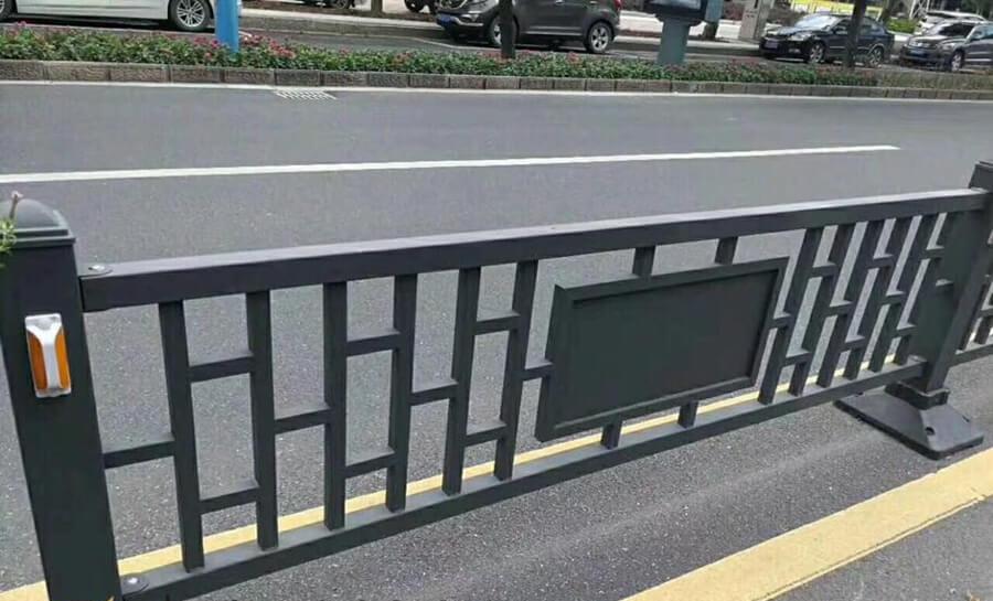 铁艺道路护栏工程案例